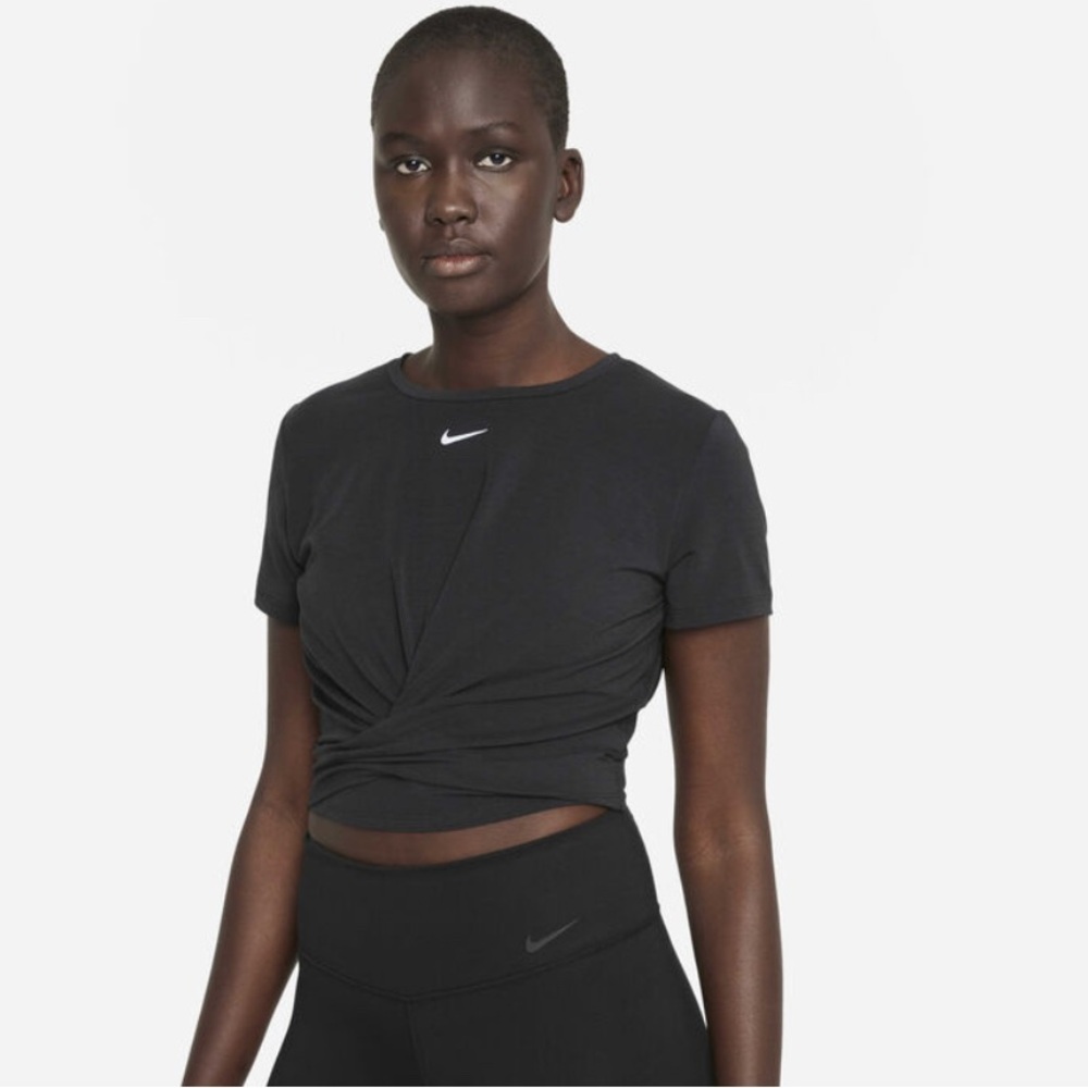 Nike Women's Dri-FIT One Luxe Twist Standard Fit Black Short-Sleeve Top Sz Small